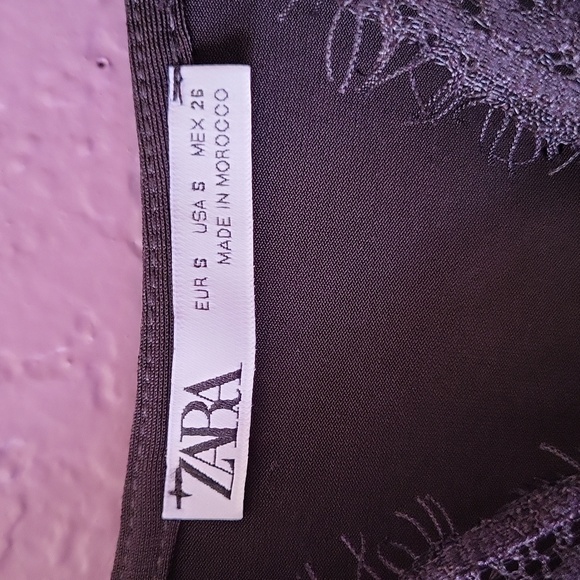 Zara Lace Bodysuit - Picture 7 of 10